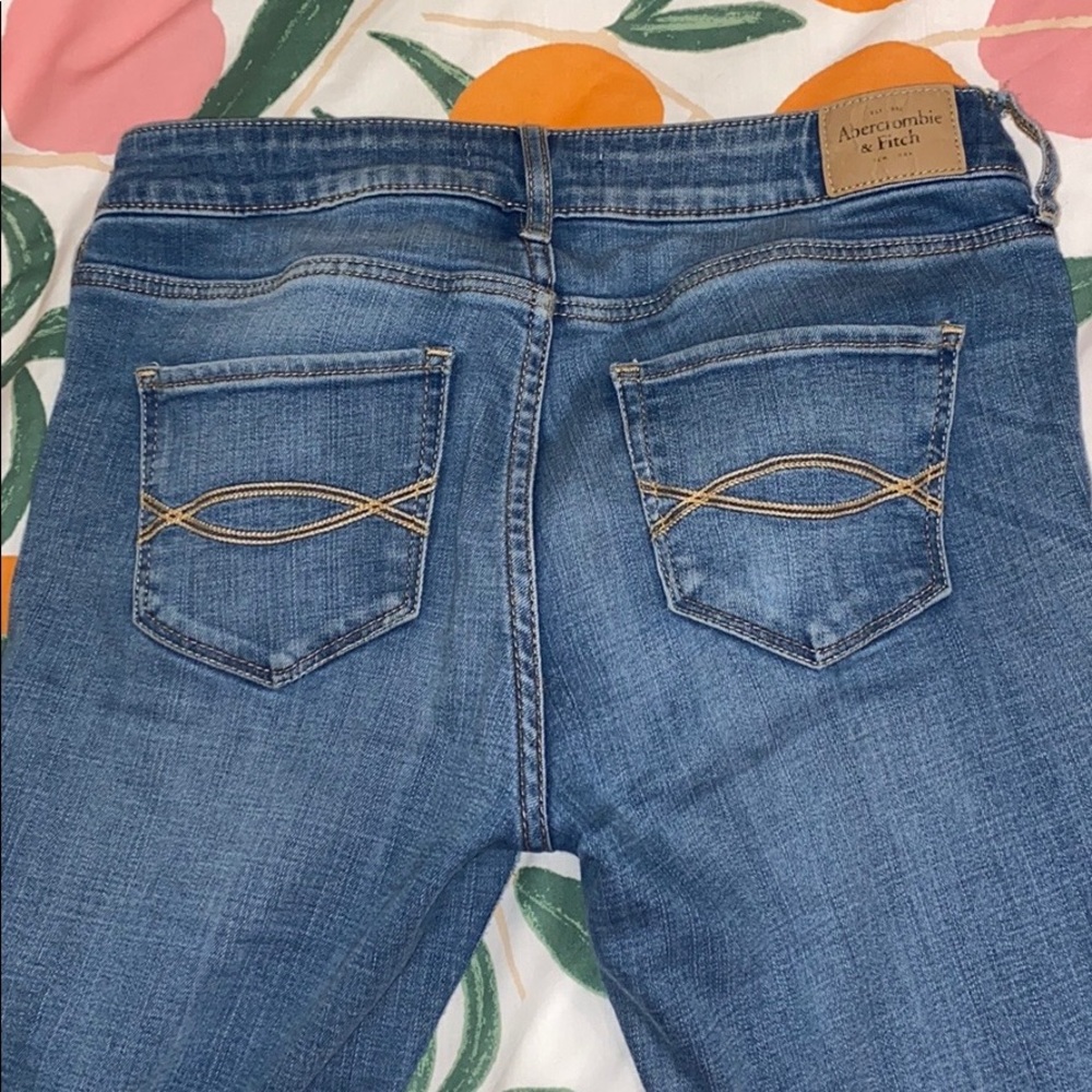 abercrombie and fitch jeans
